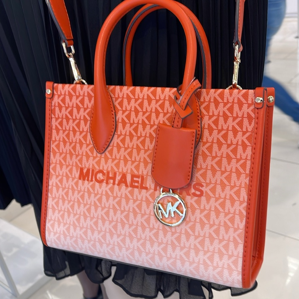 Michael Kors Mirella Small Ombré Signature Logo Crossbody Bag
Red Clay 
NWT - Picture 16 of 16